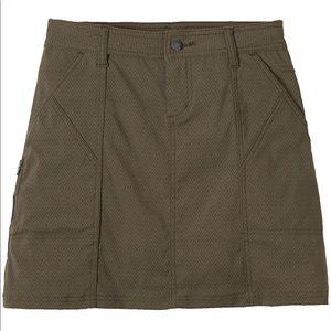 Prana Skirt SZ 8 Zion stretch above the knee Aline athletic NWT